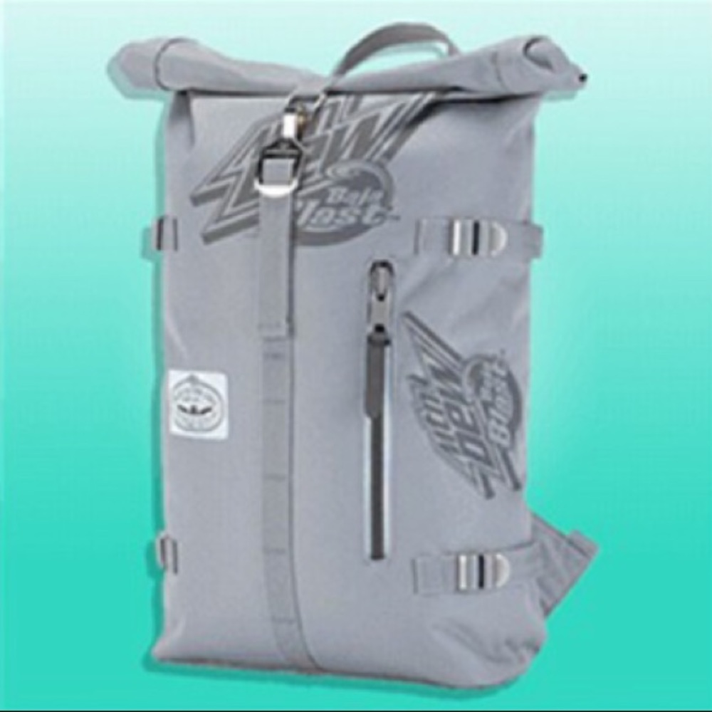 NWT🥤 Mt DEW x Poler ⭐️ Ltd Edt. 👨🏻 Rollpack 🎒